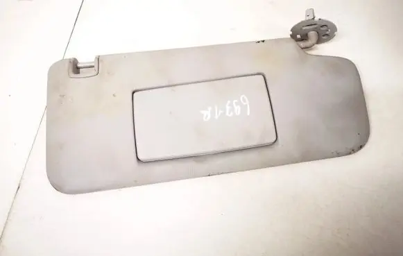 Chevrolet Orlando Sun visor