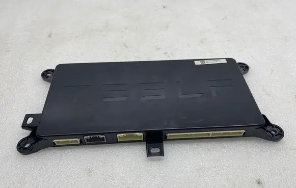 Tesla Model X Door control unit/module 104390010D