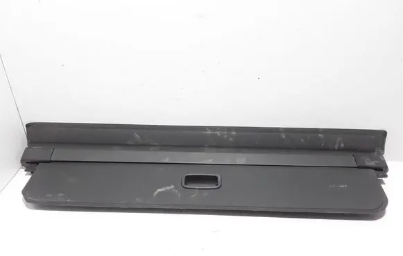 Parcel shelf