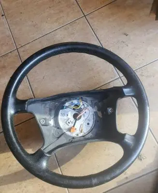 BMW 7 E38 Steering wheel 10485