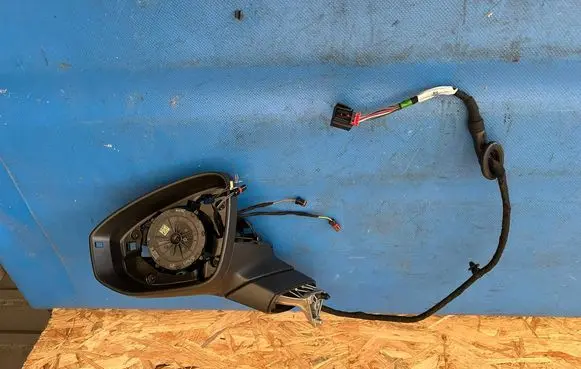 Volkswagen PASSAT B9 Front door electric wing mirror 3J1857507A 20250821092609