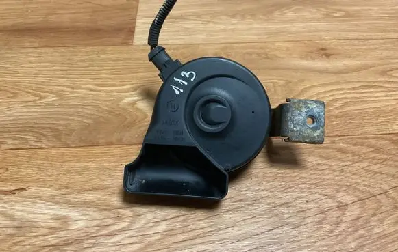 Volvo V70 Horn signal 0055307 E355307 AM80SR