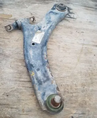 Nissan Qashqai Front lower control arm/wishbone