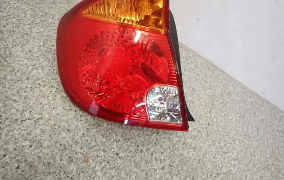 Hyundai Accent Rear/tail lights