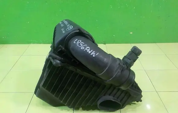 Volkswagen Touareg I Air filter box 7L6129607AB