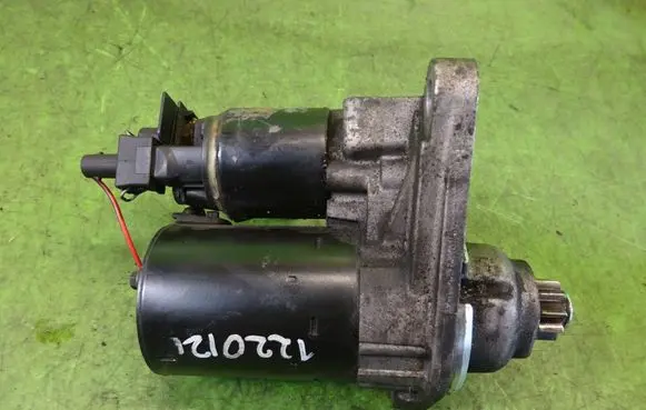 Skoda Fabia Mk1 (6Y) Starter motor 02T911023G