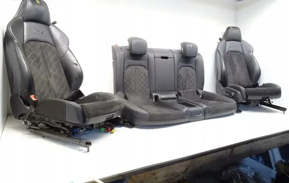 Audi RS5 Seat set 