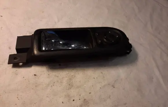 Volkswagen PASSAT B5 Front door interior handle 3B1959365B