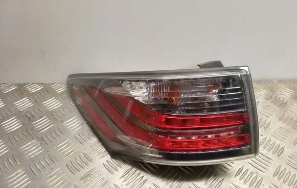 Lexus CT 200H Rear/tail lights