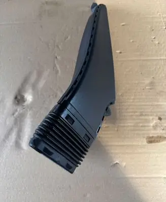 Audi A6 S6 C8 4K Air intake duct part 4K0129520C