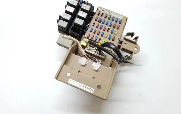 Subaru Forester SH Fuse box set LB101101B