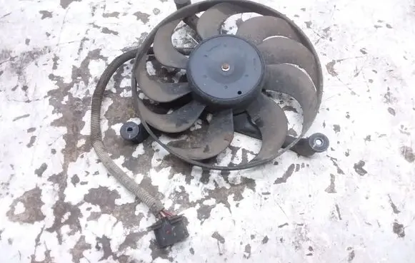 Volkswagen New Beetle Electric radiator cooling fan 1C0121209A