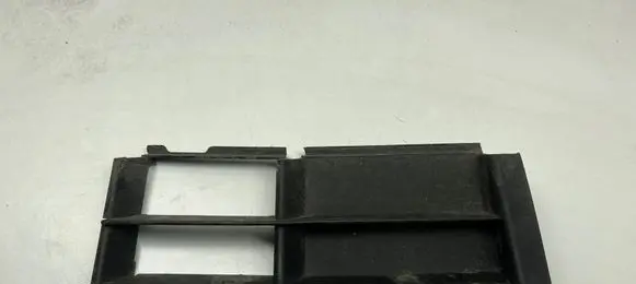 BMW 5 E39 Front bumper lower grill 8235640 511182356409