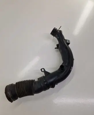 Peugeot 508 Turbo air intake inlet pipe/hose 9685506980