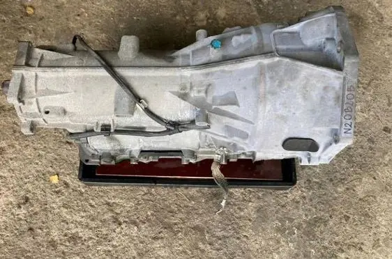 BMW 3 F30 F35 F31 Automatic gearbox 8638282 8601720 8632473