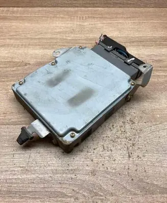 Mazda 626 Engine control unit/module ECU 2758006251 RF5P18881 RF5P