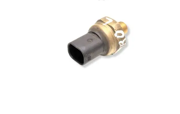 Ford Focus Fuel pressure sensor 8W839F972AA