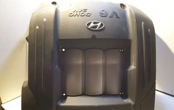 Hyundai Santa Fe Engine cover (trim)