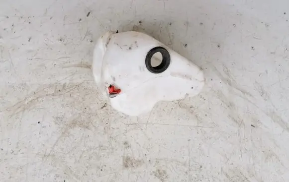 Opel Corsa C Windshield washer fluid reservoir/tank 461011736 55702892