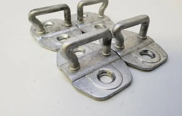 Chrysler Pacifica Front door lock loop/hook striker 07762 03571 04073