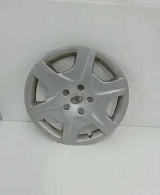 Toyota Verso R16 wheel hub/cap/trim 83446A0 91764A0