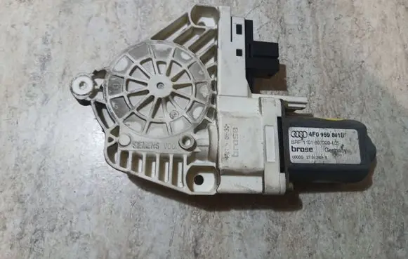 Audi A6 S6 C6 4F Front door window regulator motor 4F0959801B