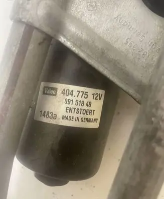 Volvo S60 Front wiper linkage and motor 404775