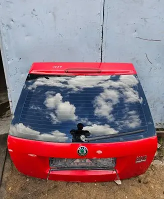 Skoda Fabia Mk1 (6Y) Tailgate/trunk/boot lid 6Y9827025
