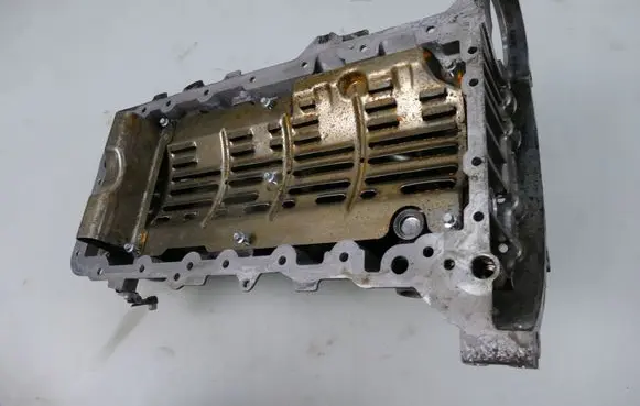 Land Rover Range Rover Sport L320 Oil sump 6H3Q6675