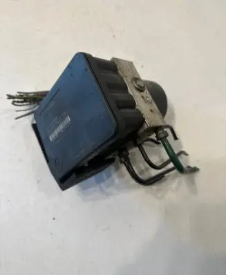Peugeot 207 ABS Pump 10096011843 000401635E2 4Z38M04B88