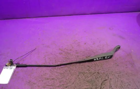 Peugeot 207 CC Front wiper blade arm A7DAGCC