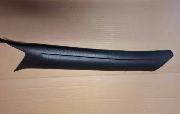 Mercedes-Benz 280 450 W116 (A) pillar trim