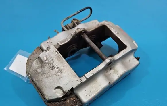 Porsche Cayenne (9PA) Rear brake caliper IMPRK1600975