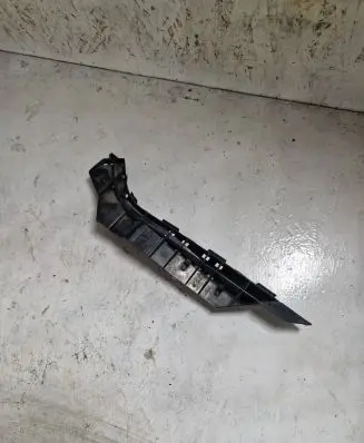 Subaru Legacy Front bumper mounting bracket