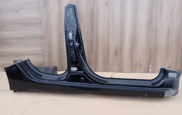 Hyundai Veloster Sill
