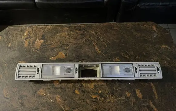 Volkswagen Transporter - Caravelle T5 Rear seat light 7H5947105