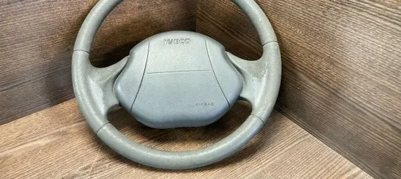 Iveco Daily 3rd gen Steering wheel 500326434