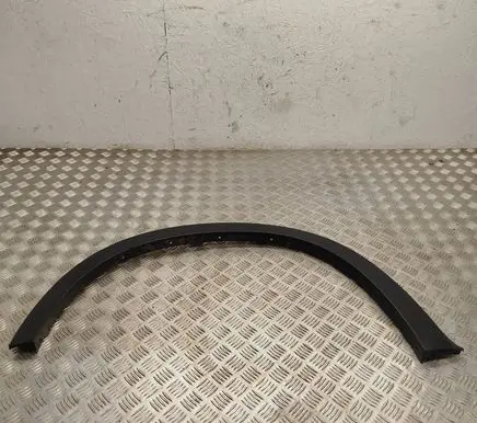 BMW X5 E70 Front arch trim 7158427