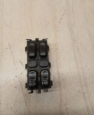 Mercedes-Benz A W168 Electric window control switch 1688206510