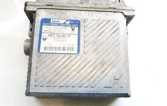 Volvo S40, V40 Engine control unit/module 7700868321 7700103515A