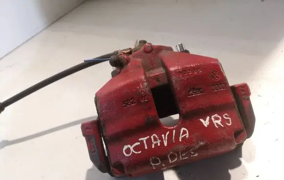 Skoda Octavia Mk2 (1Z) Front brake caliper