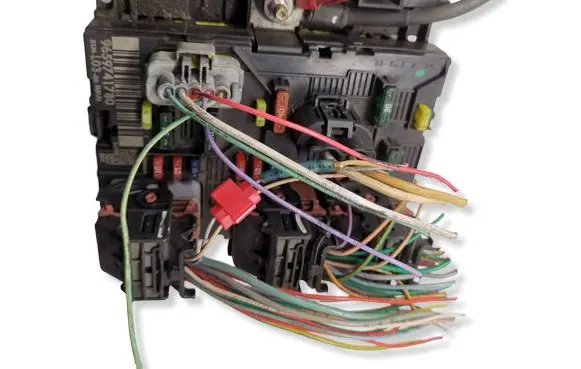 Peugeot 307 Fuse module 9659741780