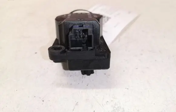 Citroen C5 Air flap motor/actuator 4PUH19E616BB