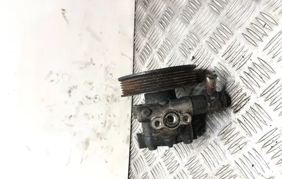 Hyundai Santa Fe Power steering pump 5710026300 YSCD06
