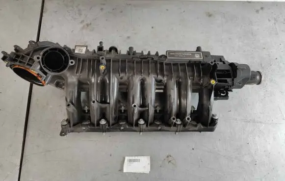 Land Rover Evoque I Intake manifold LR094513