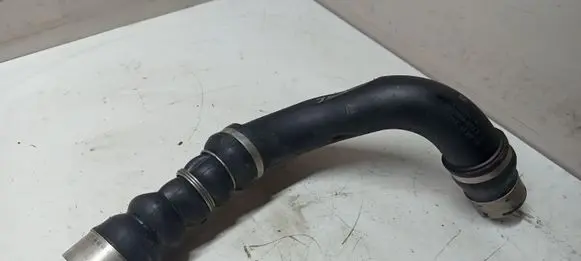 BMW 2 F46 Intercooler hose/pipe 8585294