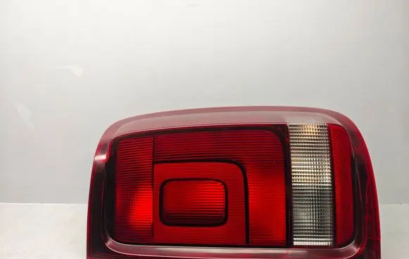Volkswagen Amarok Rear/tail lights 2H1945096J 90040694 9004069408N6