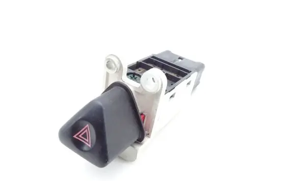 Subaru Legacy Fog light switch SUBARU_LEGACY_II_94-99_WŁĄCZNIK_ŚWIATEŁ_AWARYJNYCH