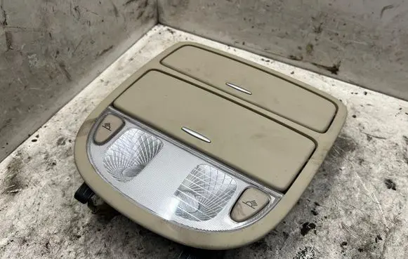 Hyundai Santa Fe Front seat light 928002BXXX