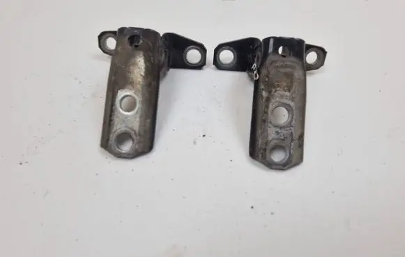 Mitsubishi Outlander Front door hinge set 